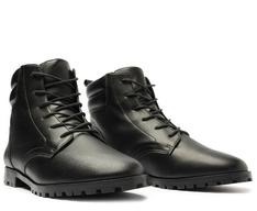 Coturno Preto Atemporal